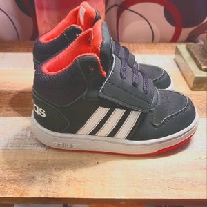 Toddler Adidas size 8